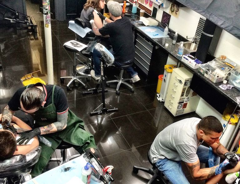 Extreme Needle London Tattoo Shop Body Piercing Extreme Needle London Tattoo Shop Body Piercing